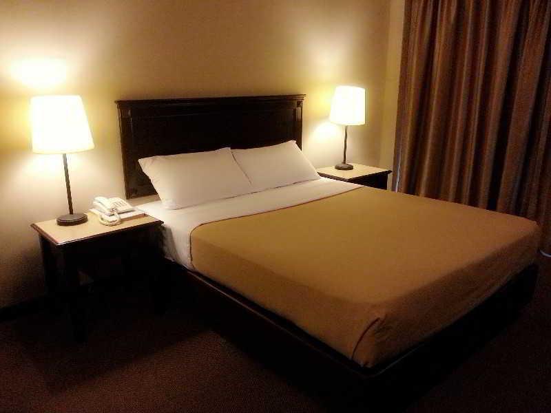 Hotel Mimosa Malacca Extérieur photo